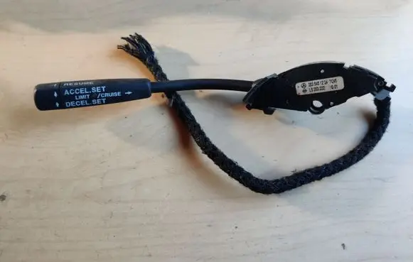 Mercedes-Benz C W203 Cruise control stalk 2035451224