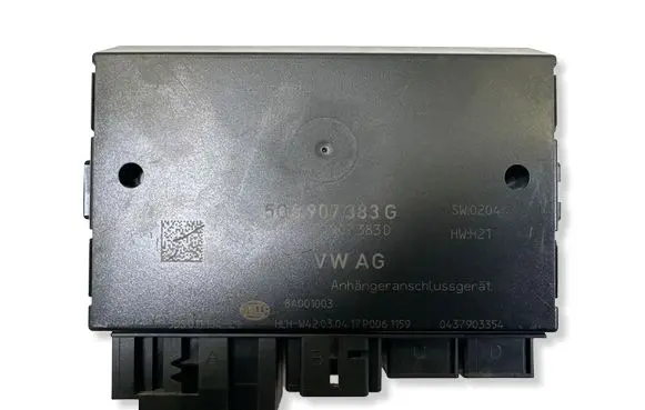 Volkswagen PASSAT B8 Tow bar trailer control unit/module 5Q0907383G 5Q0907383D
