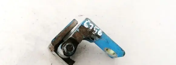 Front door upper hinge