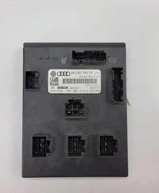 Audi A4 S4 B8 8K Comfort/convenience module 8K0907063DF F005V01209