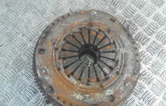 Toyota Corolla E120 E130 Clutch set kit NOCODE