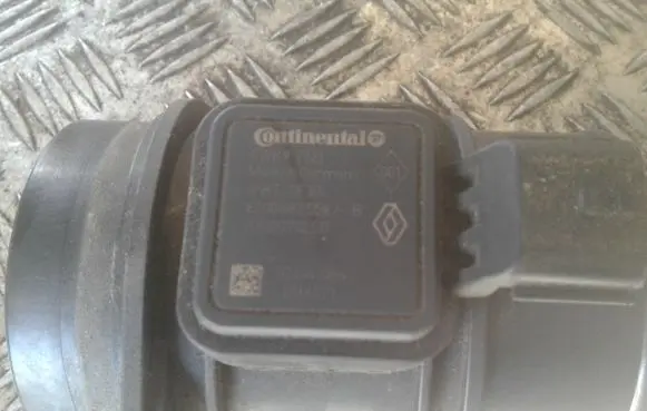 Nissan Qashqai+2 Mass air flow meter 5WK97021