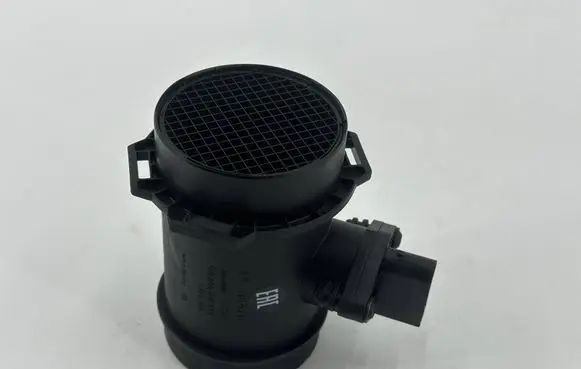 BMW 5 E39 Mass air flow meter 1433566 13621433566 0280217533