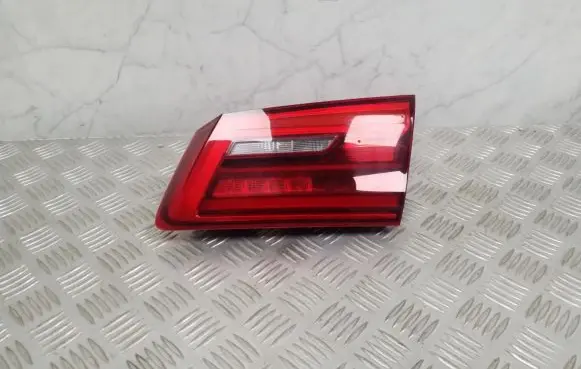 BMW 5 G30 G31 Tailgate rear/tail lights 630342R