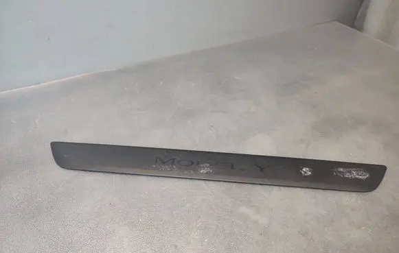 Tesla Model Y Front sill trim cover 149430100B