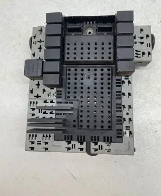 Volvo S60 Fuse box set 8645410 8645411 01W104