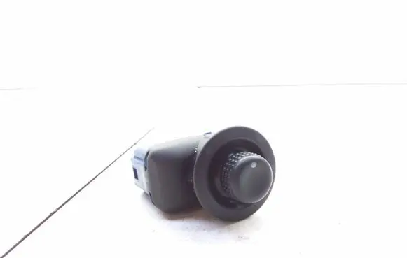 Renault Scenic II - Grand scenic II Wing mirror switch 191806A