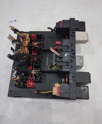 Volkswagen PASSAT B6 Other control units/modules 3C0937049D