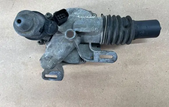 Smart ForTwo II Clutch slave cylinder A4512500062 0900772 013981000022