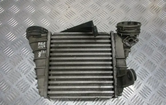 Volkswagen Polo IV 9N3 Intercooler radiator