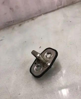 Peugeot Expert Front door lock loop/hook striker 9655466380