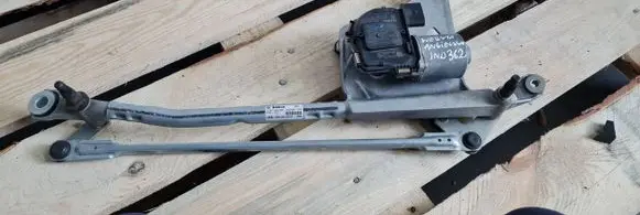 Audi RS Q8 Front wiper linkage 4M8955119E 4M8955023E