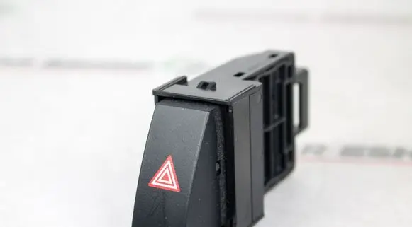 Lexus CT 200H Hazard light switch