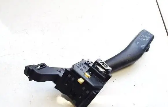 Skoda Octavia Mk2 (1Z) Indicator stalk 1k0953513g