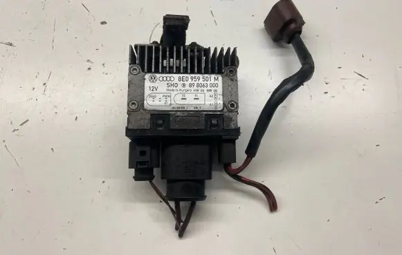 Coolant fan relay