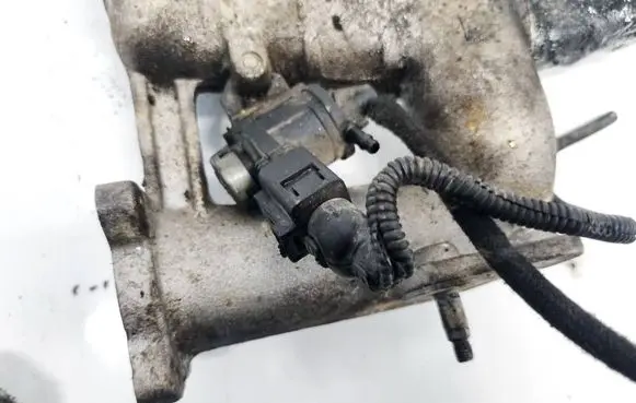 Volkswagen Golf IV Turbo solenoid valve 