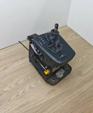 Gear shifter/selector