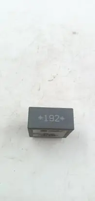 Skoda Octavia Mk1 (1U) Window wiper relay 1J0955531 B120602 5WK1045