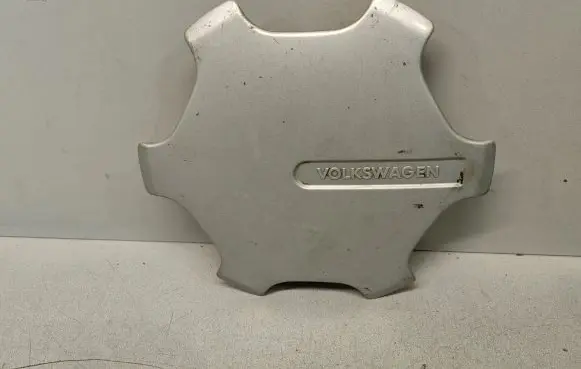 Volkswagen Golf II Original wheel cap 321601149B