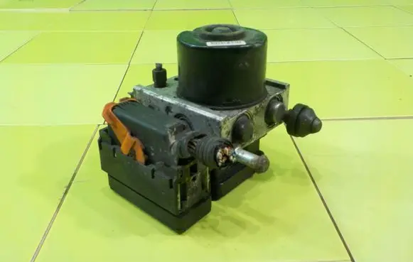 Suzuki Grand Vitara II ABS Pump 06210205794 XP251