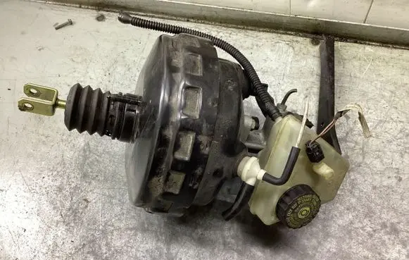 Mercedes-Benz C W203 Brake booster A0054304730 03784920014 022507420