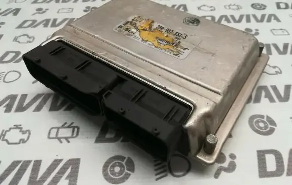 Audi A4 S4 B5 8D Engine control unit/module 3B0907551S 0261206383