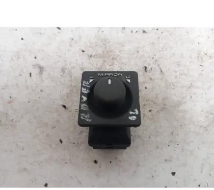 Land Rover Freelander Wing mirror switch amr2498
