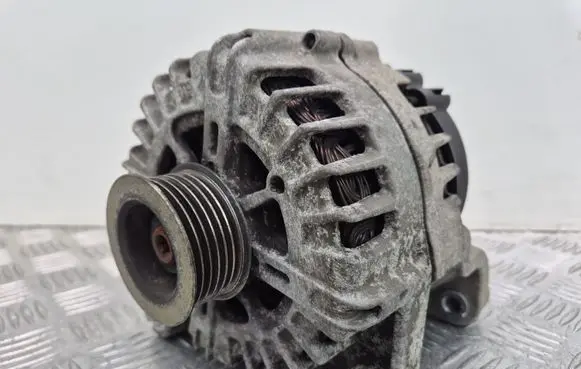 BMW 5 E60 E61 Generator/alternator 7802261 FG18S019 2543461C