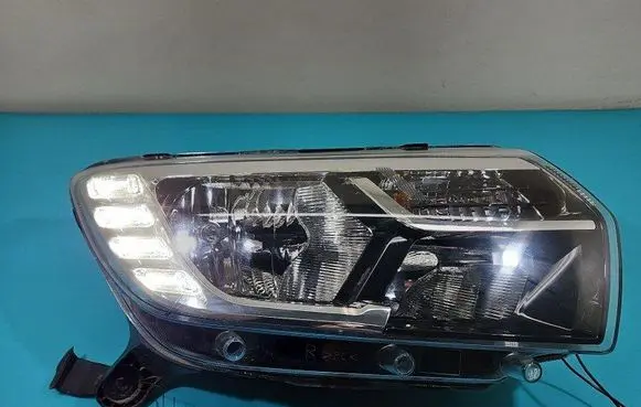 Dacia Sandero Headlight/headlamp 260108435R IMPRK1461579