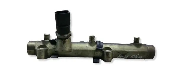 Audi A4 S4 B7 8E 8H Fuel main line pipe 059130089D F00R001650