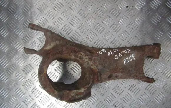 Volvo XC90 Rear upper control arm/wishbone