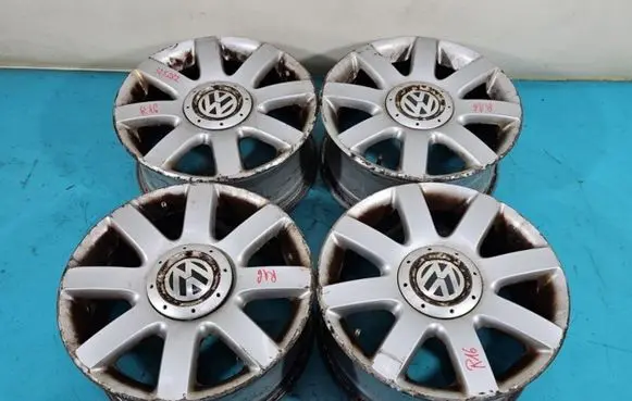 R16 alloy rim