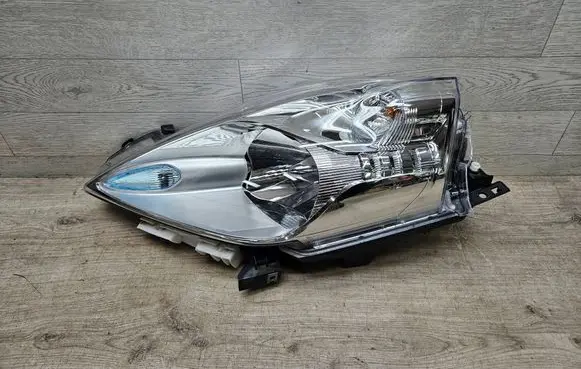 Nissan Leaf I (ZE0) Headlight/headlamp 260603NLX 260603NL0B