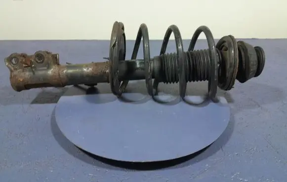 Hyundai i20 (PB PBT) Front shock absorber/damper