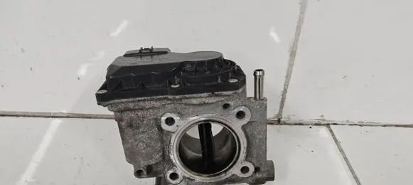 Mazda CX-7 Throttle valve R2AA136B0