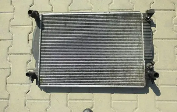 Audi A4 S4 B6 8E 8H Intercooler radiator