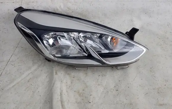 Ford Fiesta Headlight/headlamp