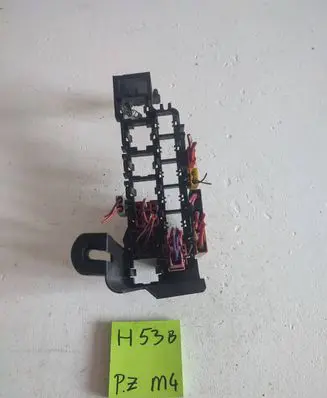 Volkswagen PASSAT B5 Other relay 4654646