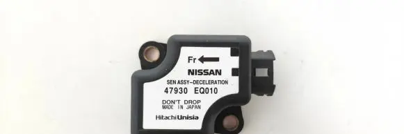 Nissan X-Trail T30 ESP acceleration yaw rate sensor 47930EQ010
