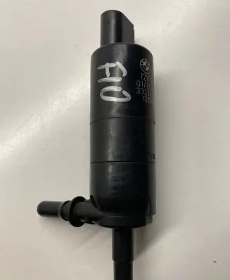 BMW 5 F10 F11 Windscreen/windshield washer pump 7217792 13264111 332352