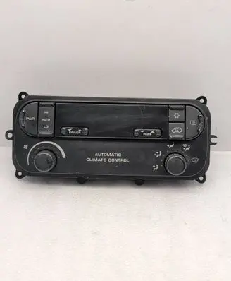 Chrysler Voyager Climate control unit P05005018AB 12215269
