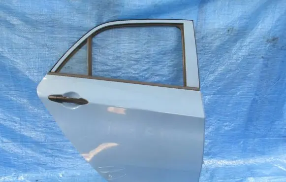 KIA Picanto Front door