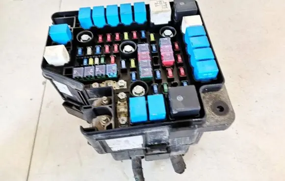 Hyundai Santa Fe Fuse box set
