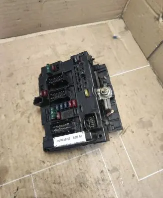 Peugeot 307 BSM Control unit 14332067 9644038780