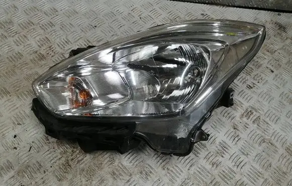 Suzuki Swift III Headlight/headlamp 