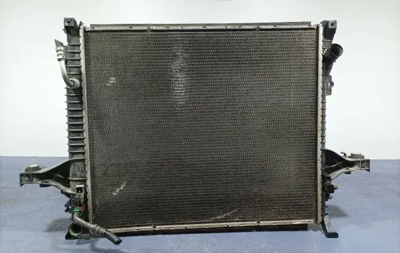Volvo XC90 Coolant radiator 31293550