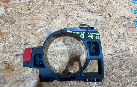 Renault Twingo III Fog light bracket 269208552R S2510A078-I