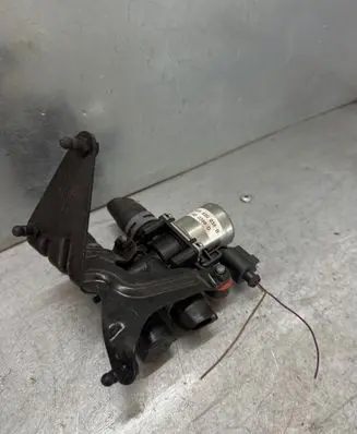 Coolant heater control valve
