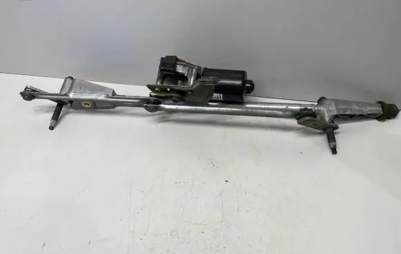 Volvo S60 Front wiper linkage and motor 404775 09151848