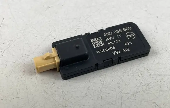 Audi Q4 e-tron Aerial antenna amplifier 4N0035500